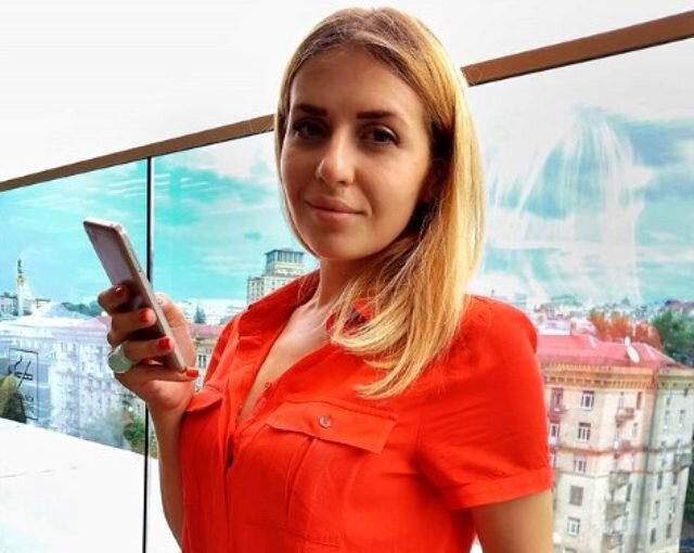 Aparıcını oğlunun gözü qarşısında döyüb, zorlamaq istədilər