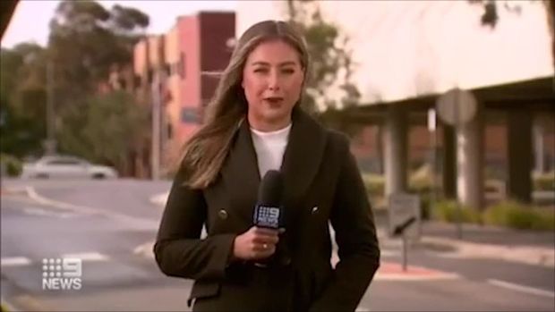 Aparıcı canlı yayımda qeyri-etik ifadə işlətdi - VİDEO