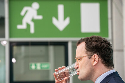 Koronavirusun qeyri-adi əlaməti - Ağlınıza da gəlməz