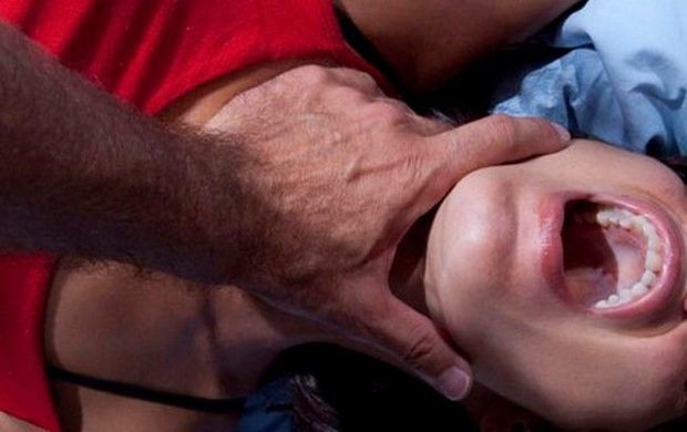 Azərbaycanda ər arvadını amansızlıqla qətlə yetirdi