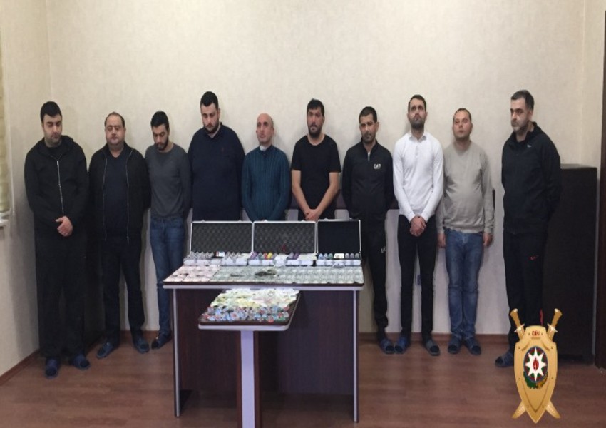 Bakıda qanunsuz fəaliyyət göstərən qumarxana aşkarlanıb - VİDEO - YENİLƏNİB