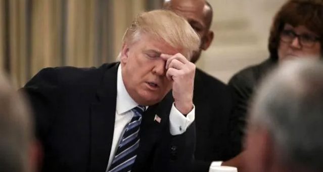 Tramp da sudan şikayətlənir: “Sifonu 10-15 dəfə çəkməli oluram”