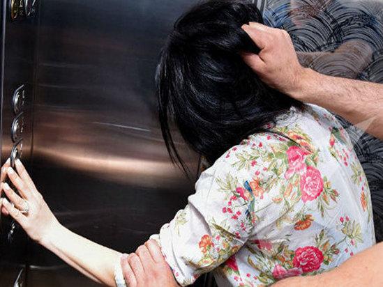 Abşeronda dəhşət: Ər arvadını başını kəsdi – Təfərrüat