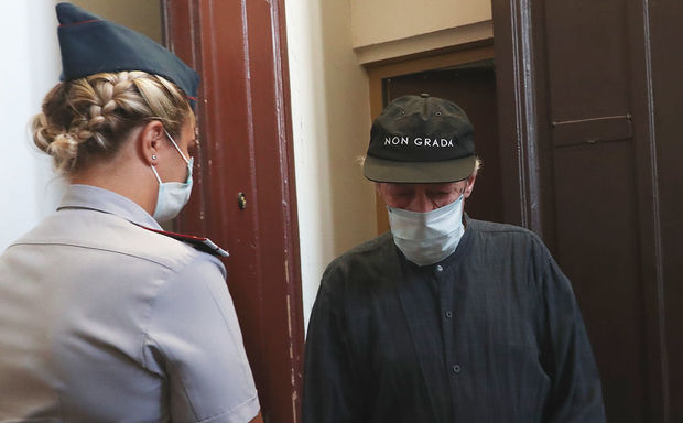 Сын погибшего в ДТП с Ефремовым просит суд о максимально жестком наказании для актера - ОБНОВЛЕНО