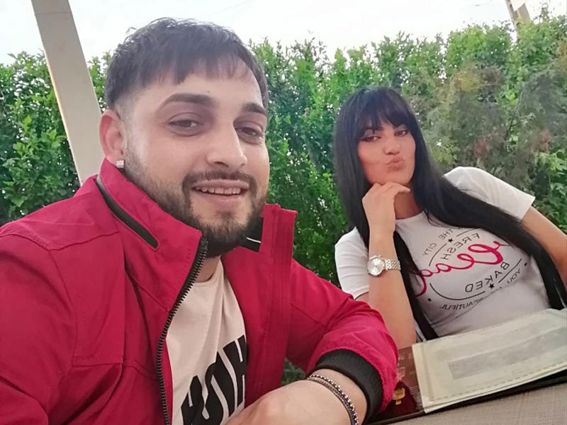 Müğənni İnstagramda canlı yayım edərkən faciəvi şəkildə öldü - VİDEO