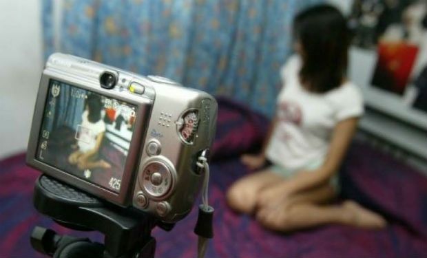 Bakıda şok olay: Qadın intim görüntüləri ilə şantaj edildi