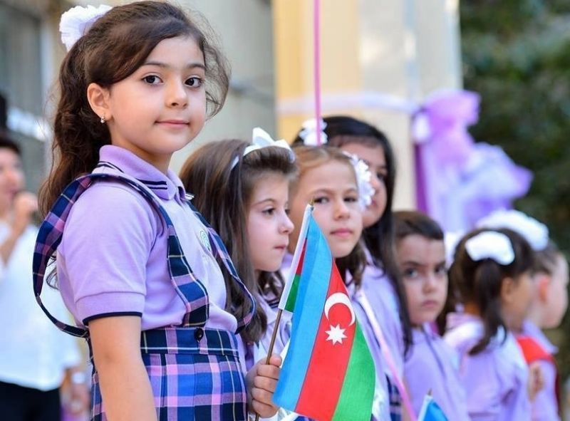 Sentyabrın 15-də dərslərin hansı formada keçiriləcəyi ilə bağlı TƏBİB-dən AÇIQLAMA