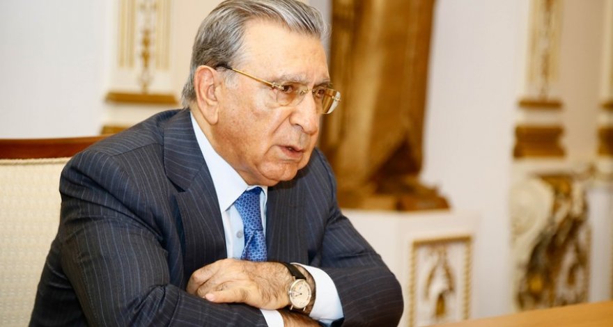 Рамиз Мехтиев вышел в отпуск