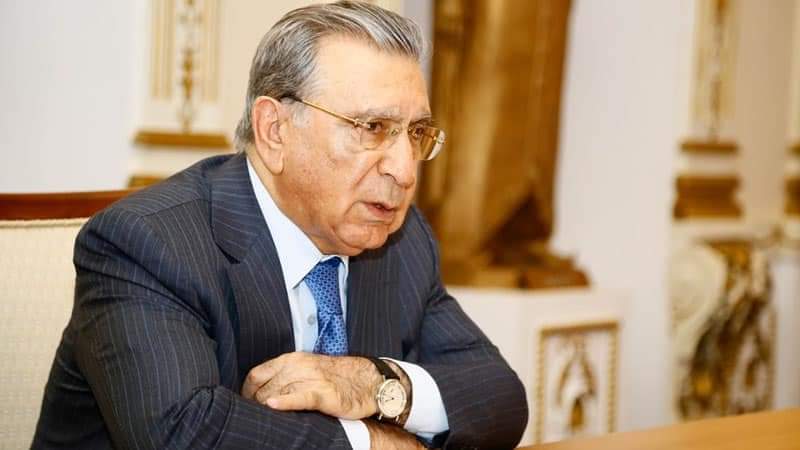 Ramiz Mehdiyev sərt yazdı: hakimiyyəti ittiham etdi, haqqında yazanları söydü