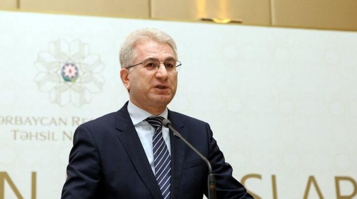 Nəvə toyunda iştirak etdiyi deyilən deputat istefa verdi