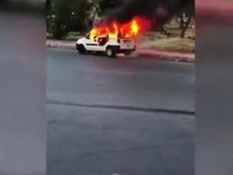 KURYOZ HADİSƏ: Arvadının acığını avtomobilindən çıxdı - VİDEO