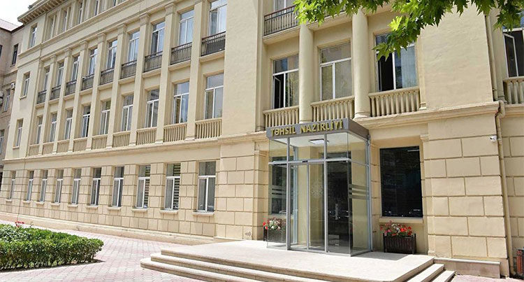 Təhsil Nazirliyi dərsliklərin şagirdlərə paylanılması qaydasını açıqladı