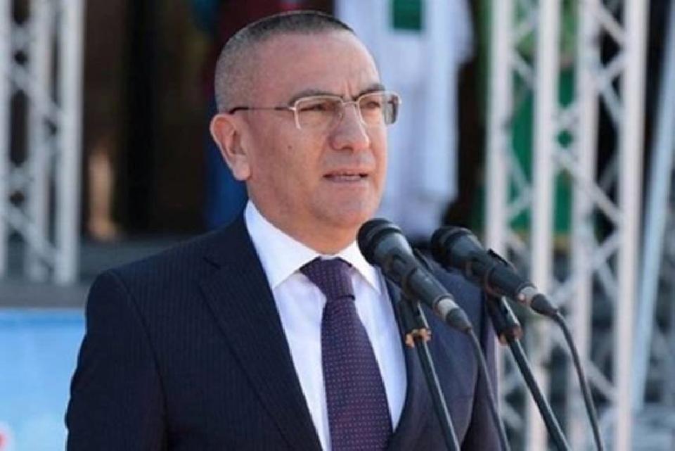 İcra başçısı karantin qaydalarını pozaraq, içki məclisi təşkil etdi – VİDEO