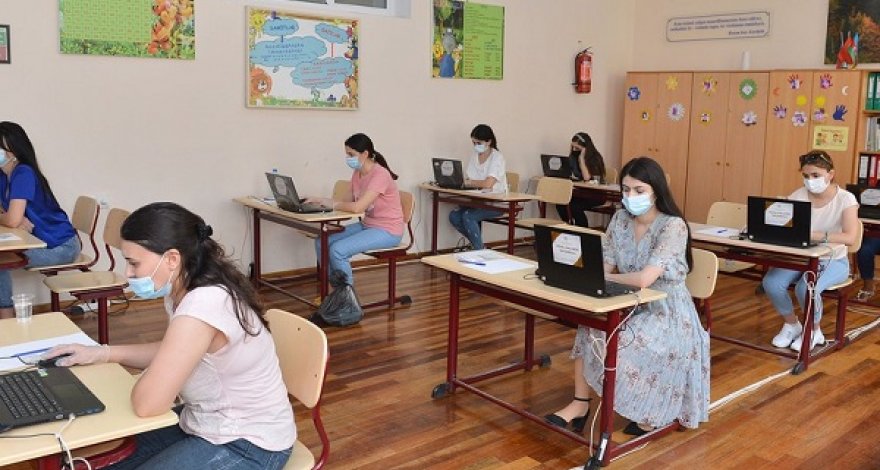 Сегодня в Азербайджане пройдут экзамены по приему на работу учителей английского языка