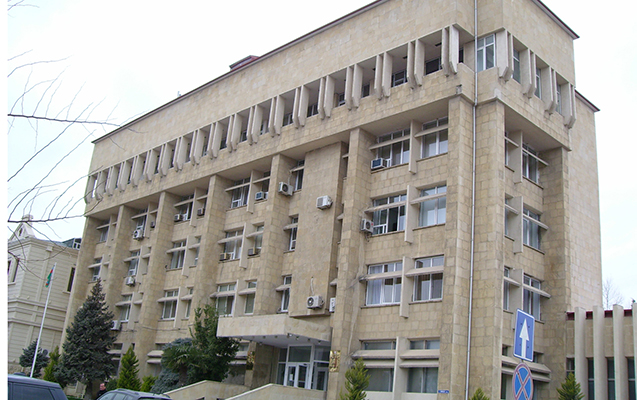 İcra Hakimiyyəti Kəmaləddin Heydərovun şirkətini ayağa verdi - ŞOK