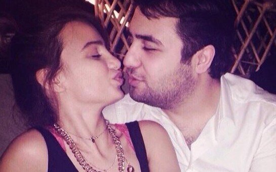 Toyu olmadan uşağı olan azərbaycanlı müğənnidən YENİ FOTO