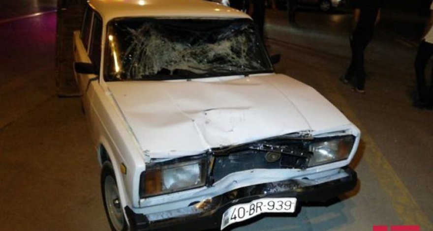 На трассе Баку-Сумгайыт автомобиль насмерть сбил пешехода - ФОТО