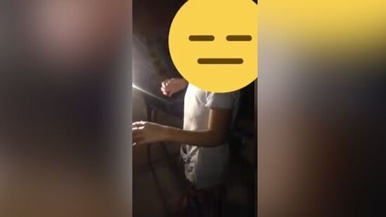 Azərbaycanda ata ögey qızına işgəncə verdi - FOTO/VİDEO