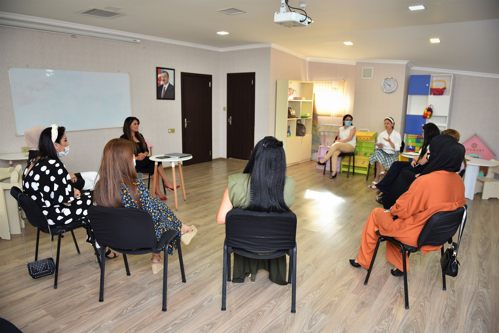 “Regionlarda ailə dəyərlərinin təbliği və gənc ailələrə psixoloji yardımın göstərilməsi” layihəsi uğurla yekunlaşdı.
