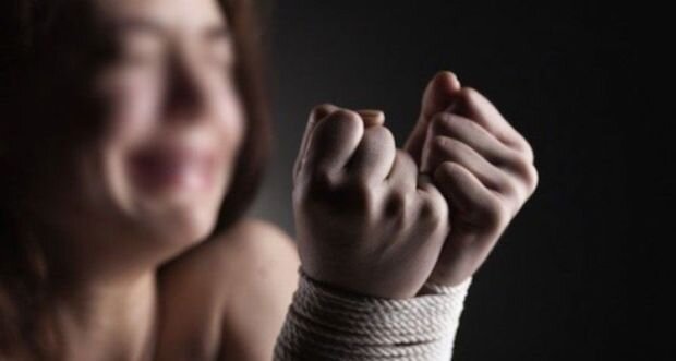 İt 15 yaşlı qızı cinsi təcavüzdən BELƏ xilas etdi - FOTO