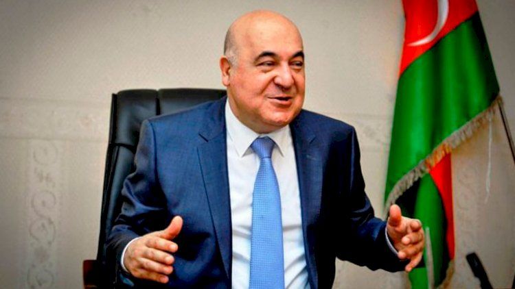 “Rus dilini öyrənənlərin hamısı düşmənlərimizdir” — Çingiz Abdullayevdən daha bir qalmaqallı AÇIQLAMA