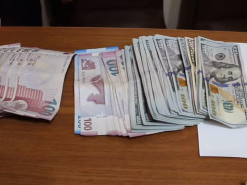 Evdən qızıl və pul oğurlayan cinayətkar qrup saxlanıldı - VİDEO