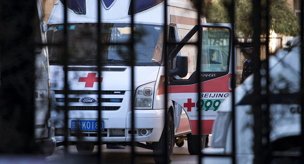 В Китае грузовик перевернулся и задавил людей, есть погибшие