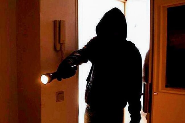 Tanınmış aktyorun evi QARƏT OLUNDU — FOTO