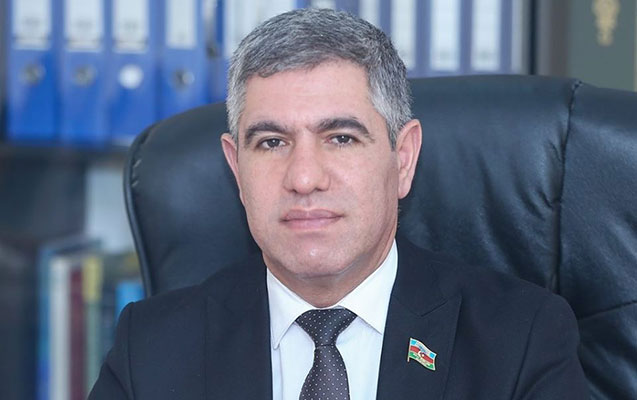 Aprel şəhidlərinin övladları himayəyə götürülüb