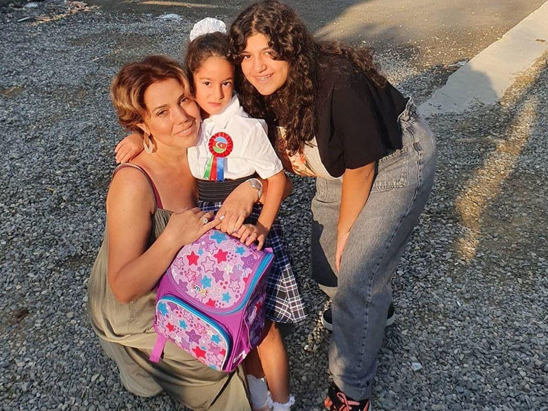 Lalə Məmmədova plastik əməliyyatdan sonra ilk dəfə - FOTO