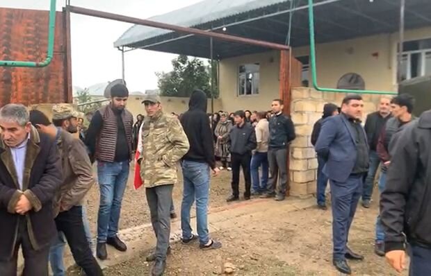 Tovuz şəhidi ilə vidalaşır - FOTO-VİDEO