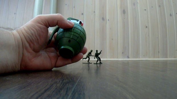 Москвич подарил сыну игрушечную гранату, которая взорвалась в его руках