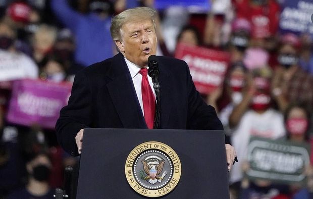 Трамп ответил на угрозу импичмента