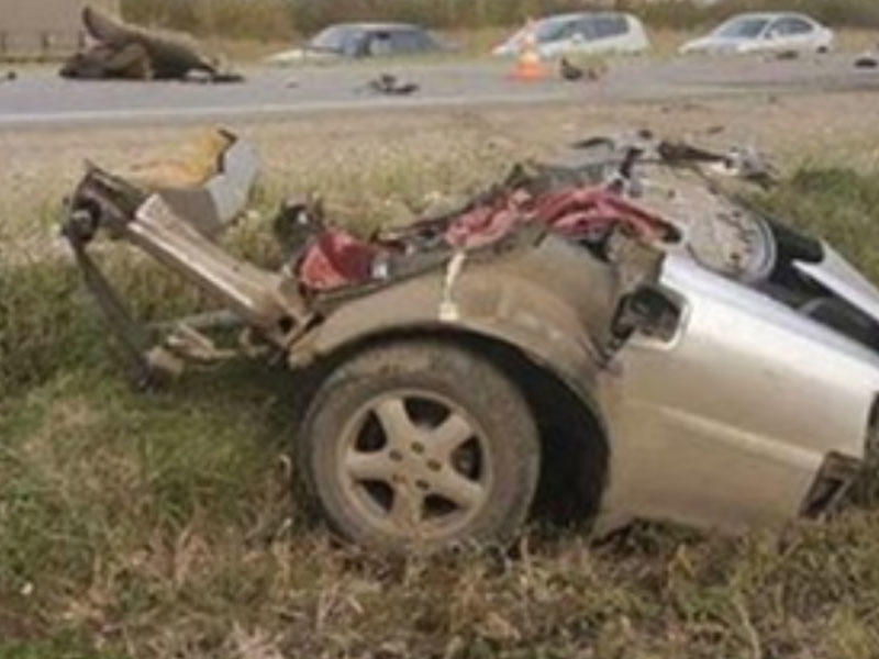 Polisin “Saxla” əmrinə tabe olmayaraq qaçan sürücünün törətdiyi dəhşətli qəzanın ANBAAN VİDEOsu