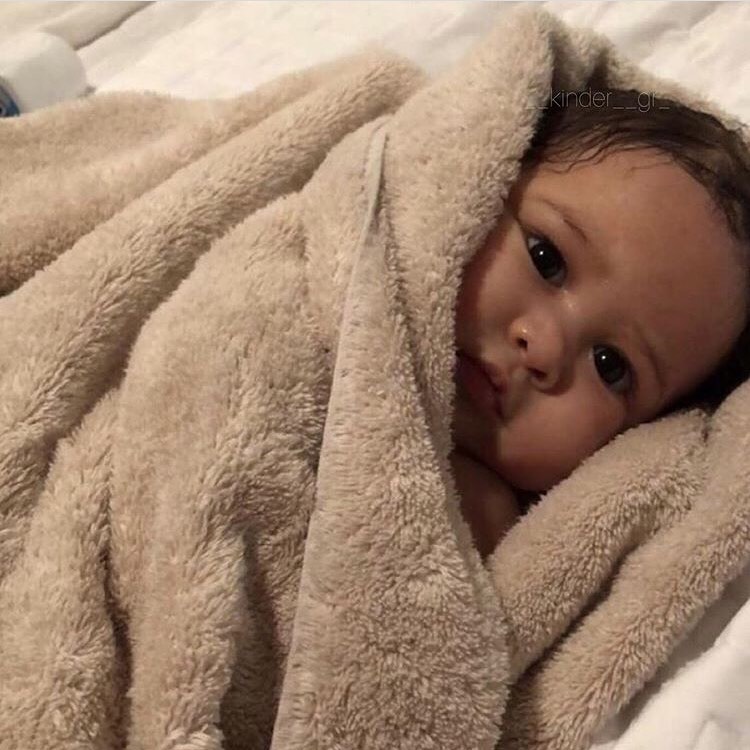 Gənc ananın telefonuna bu foto gəlirdi-ŞOK OLDU