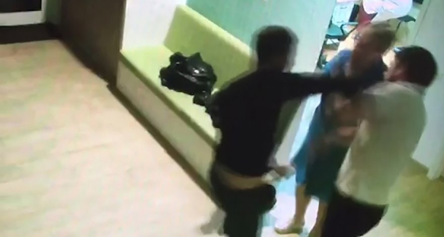 Избившего российских медиков азербайджанца ждет колония – ВИДЕО