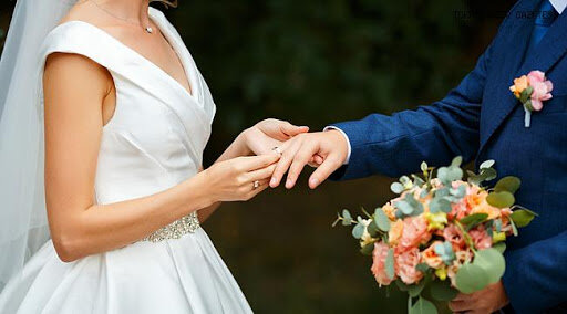 Bu ölkədə TOYLAR 50 nəfər ilə KEÇİRİLİR