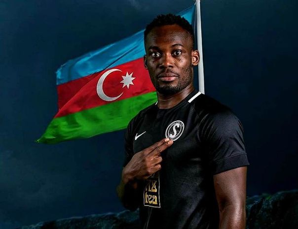 Əfsanəvi futbolçu Azərbaycanla bağlı paylaşım etdi - FOTO