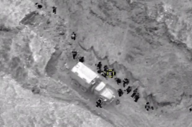 Düşmən qüvvə və vasitələrinin məhv edilməsinin görüntüləri - VİDEO