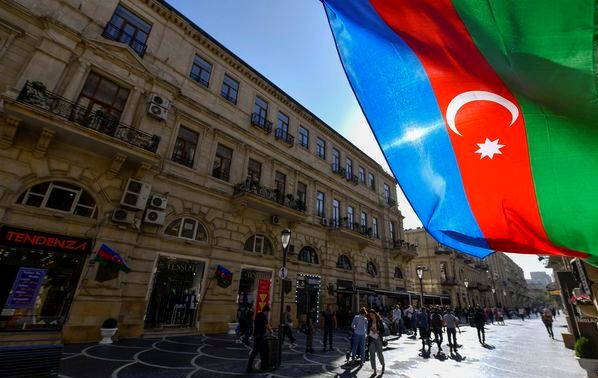 Azərbaycanda nazirliyin 73 əməkdaşı cəbhəyə yollandı - RƏSMİ