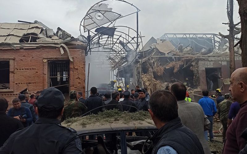 В результате обстрела врагом Гянджи погиб один и ранены четыре человека - ФОТО