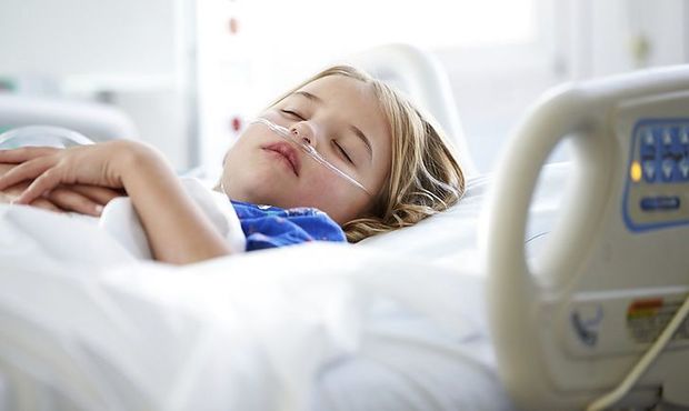 Gürcüstanda kütləvi zəhərlənmə: 50 uşaq xəstəxanaya yerləşdirildi