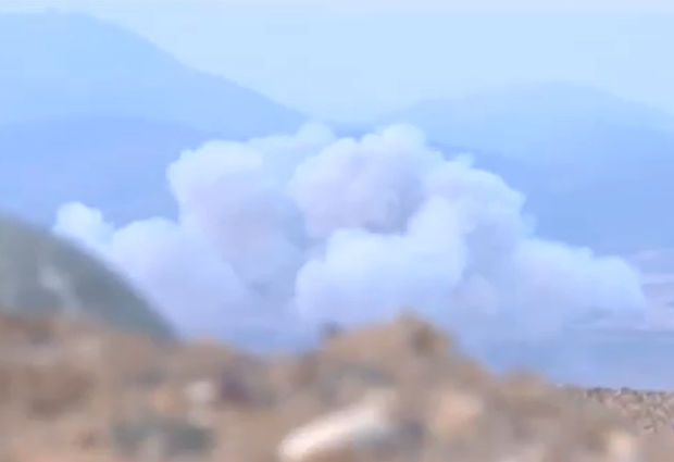 Artilleriya döyüşlərinin aparıldığı ərazilərdən görüntülər - VİDEO