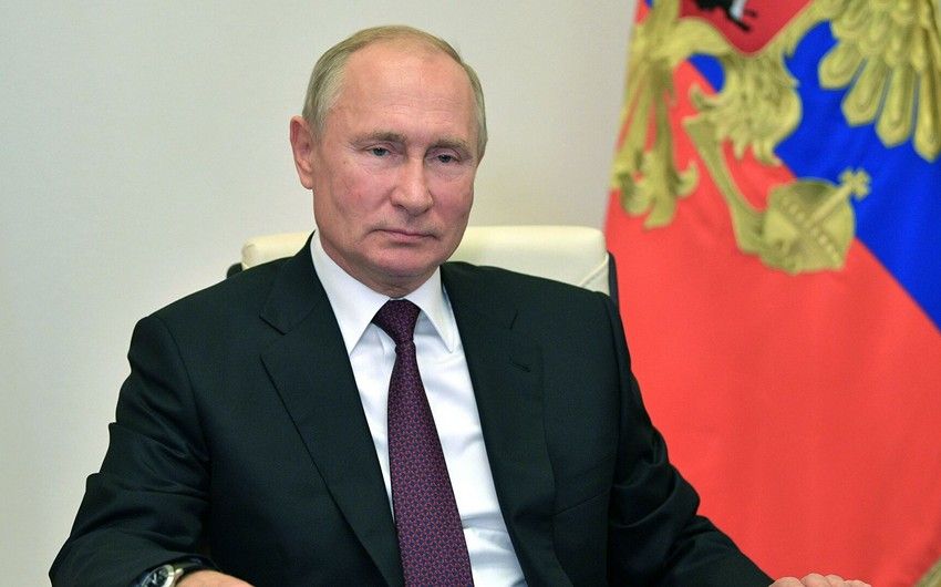 Putin Dağlıq Qarabağda hərbi əməliyyatları dayandırmağa çağırdı