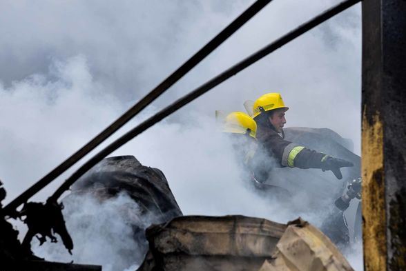 Ermənilərin artilleriya atəşləri nəticəsində Azərbaycandakı mülki obyektlərdə yanğınlar olub - RƏSMİ
