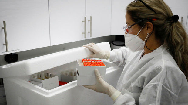 ABŞ-da əczaçılıq şirkəti koronavirus peyvəndinin sınaqlarını dayandırdı