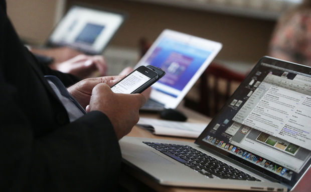 İnformasiya vә rabitә sahәsindә göstәrilən xidmәtlәrin dәyәri artıb