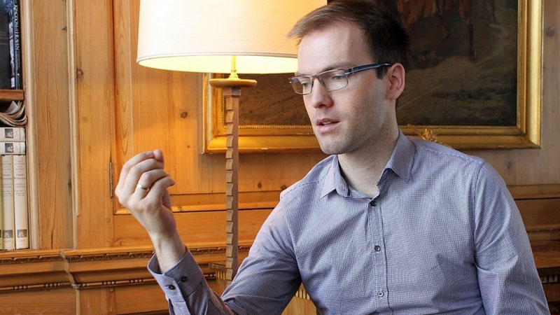 “Bild”in hərbi eksperti: “Ermənilərə təslim olmalarını tövsiyə edirəm”