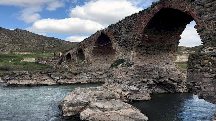 “Xudafərin“ hidroqovşağının iqtisadi əhəmiyyəti