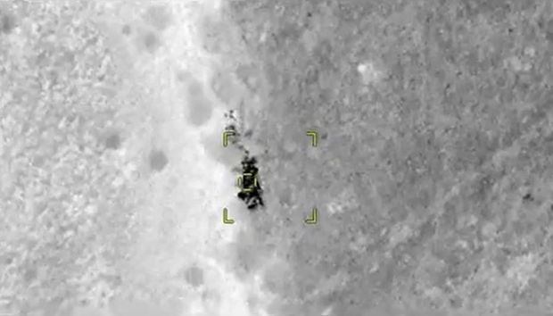 Düşmən texnikalarının məhv edilməsinin yeni görüntüsü - VİDEO